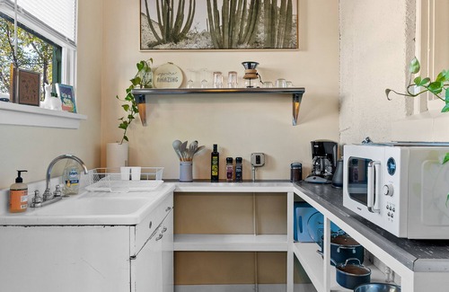 Barrio Santa Rosa House | Stunning 100 Year Old Home in Downtown - Studio