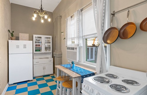 Barrio Santa Rosa House | Stunning 100 Year Old Home in Downtown - Studio