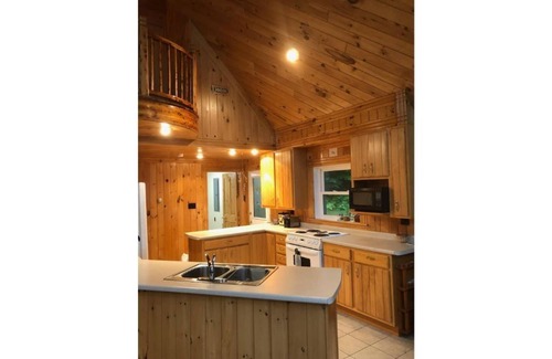 Brier Hill House | Stunning 1000 Islands Riverhouse w/private dock