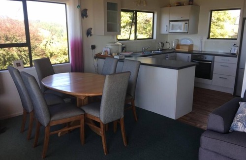 Rings Beach House | Stunning 180 degree sea views