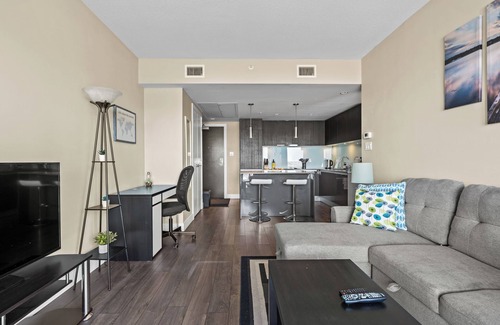 Victoria Park House | Stunning 1BR with Calgary Tower views! *Stampede!*