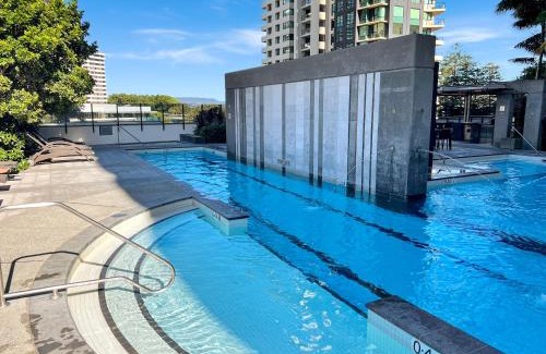 Broadbeach Apartment | Stunning 2 bed 2 bath 8th floor - GC Getaways