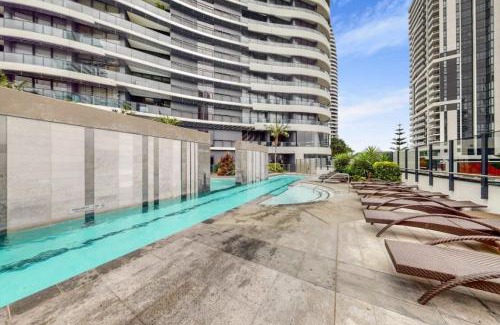 Broadbeach Apartment | Stunning 2 bed 2 bath 8th floor - GC Getaways