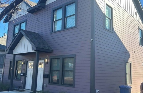 Denver Heights Apartment | Stunning - 2 Bedroom 1.5 Bathroom furnished Apartment With Great Amenities