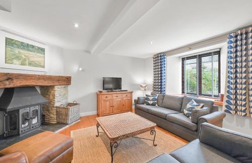 Burgh Island House | Stunning 3 Bed Barn close to Bigbury on Sea