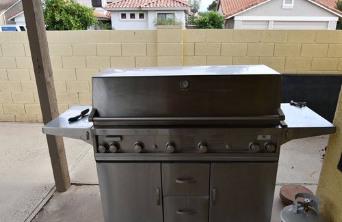 Val Vista Lakes House | Stunning 4 bdr (2 Masters) sleeps 11+ single story w/Pool in Val Vista Lakes