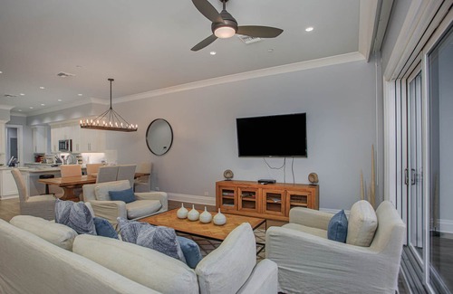 Clearwater Beach House | Stunning 4 Bedroom Waterfront Property with Dock
