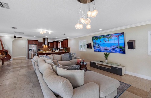 Egypt Lake-Leto House | Stunning 5-Bedroom Lakefront Retreat!