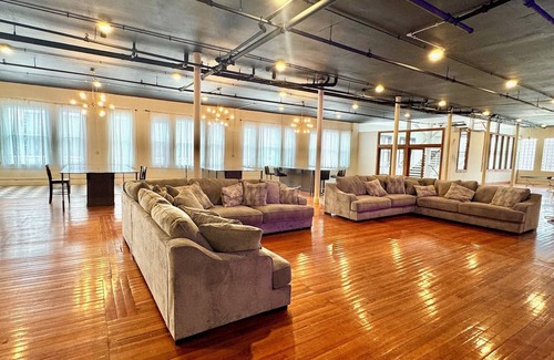 Yankton Apartment | Stunning 9 bedroom VRBO nestled in the heart of historic downtown!