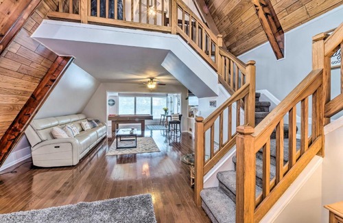 Etoile House | Stunning A-Frame Retreat with Spacious Deck!