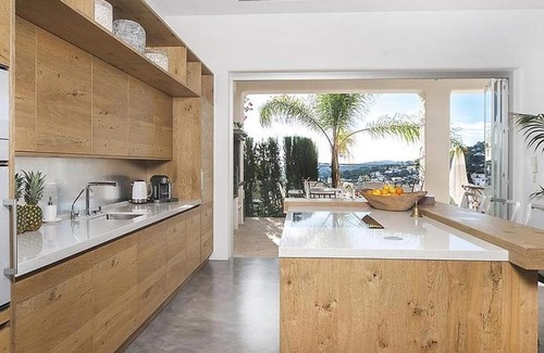 Palma de Mallorca Villa | Stunning and luxurious villa