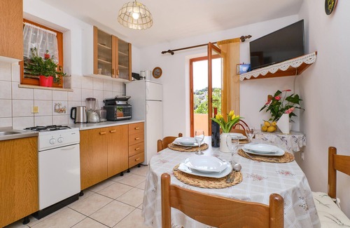 Cove Murtar Apartment | Stunning apartment in Mali Losinj