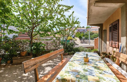 Cove Murtar Apartment | Stunning apartment in Mali Losinj