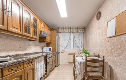 Distrito Oeste Apartment | Stunning Apartment In Gijón With Wifi