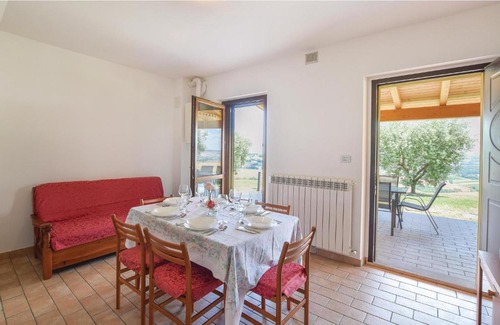 Montefelcino Apartment | Stunning apartment in Montefelcino with 2 Bedrooms