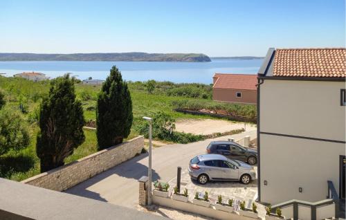 Rtina Apartment | Stunning Apartment In Rtina