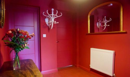 Ipswich Apartment | Stunning Apartment with Courtyard Near The Waterfront Ipswich