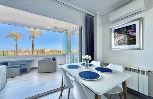 Jeronimo y Avileses y Balsicas de Arriba Apartment | Stunning apartment with pool, golf and lake views