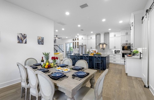 Apollo Beach House | Stunning Apollo Beach Villa w/Amazing Pool Escape