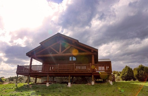 Meeker Cabin | Stunning Cabin w/Huge Deck & Amazing River Valley Views - WIFI