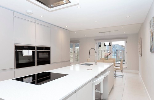 Windsor House | Stunning Central Windsor Town House