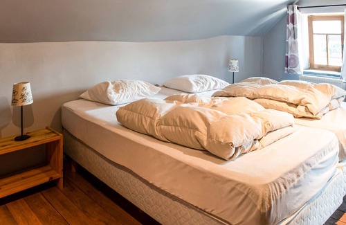 Limbourg Cottage | Stunning Chalet in Goé with Swimming Pool, Sauna, Terrace