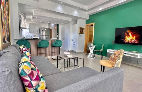 Yolanda Morales Condo | Stunning City Center Condo Full AC, Pool, Near All