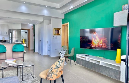 Yolanda Morales Condo | Stunning City Center Condo Full AC, Pool, Near All