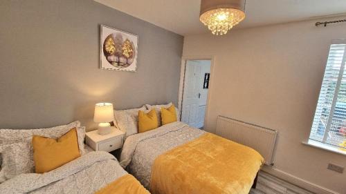 West Thurrock House | Stunning, clean, free parking home, ideal long stays