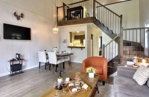 Mont-Tremblant Condo | Stunning Condo - View Lake Tremblant & Mountain