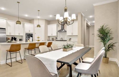 Hyde Park House | Stunning, dog-friendly townhome in upscale Hyde Park - walk to dining/nightlife