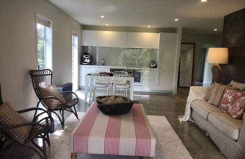 Matapouri Apartment | Stunning Downstairs Modern Apartment Sitting by the Inlet with Great Sea Views.
