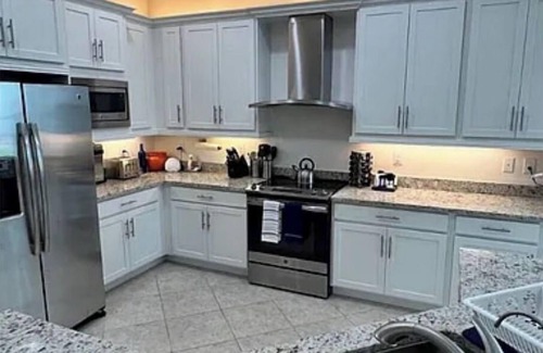 Arborwood House | Stunning Executive Home in Gated Community