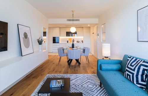 Mafamude Apartment | Stunning Flat in the Center of Gaia by LovelyStay