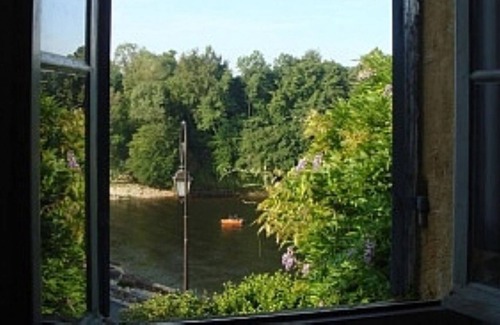 Mouleydier House | Stunning French Stone House With Fantastic River Views. Quiet location.