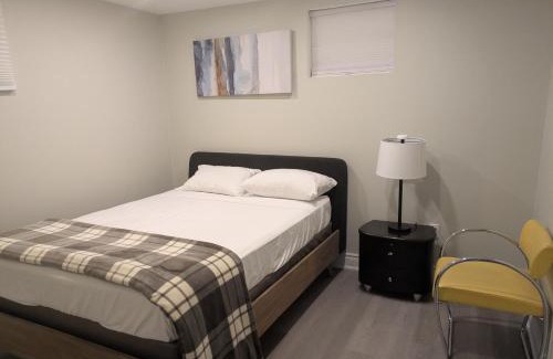Brampton Apartment | Stunning Furnished 2 Bedroom 2 Washroom Basement Apartment