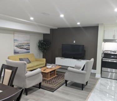 Brampton Apartment | Stunning Furnished 2 Bedroom 2 Washroom Basement Apartment