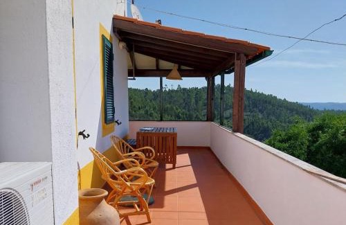 Tomar House | Stunning Hilltop Views - Orchard - Pool - Serenity
