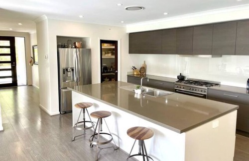 Tallai House | Stunning Hinterland Hideaway