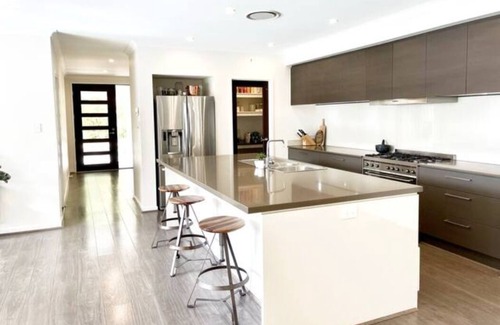 Tallai House | Stunning Hinterland Hideaway