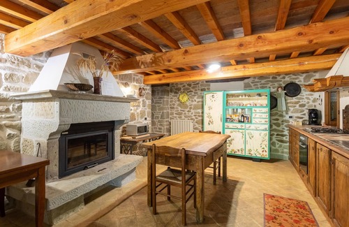Pieve Santo Stefano House | Stunning home in Pieve Santo Stefano
