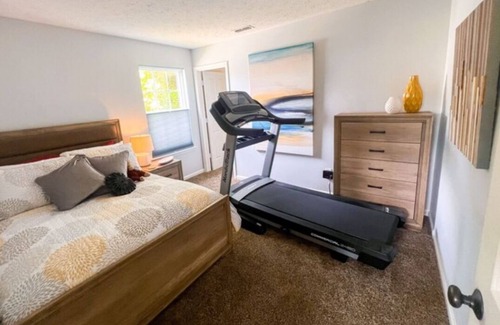 Maxwell House | Stunning home, Geist Lake area. 30 Minutes from Indianapolis Motor Speedway!