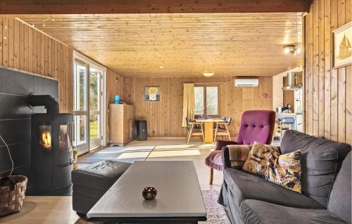 Maribo House | Stunning Home In Askø With Wifi