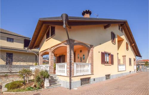 Bosconero House | Stunning Home In Bosconero With Kitchen