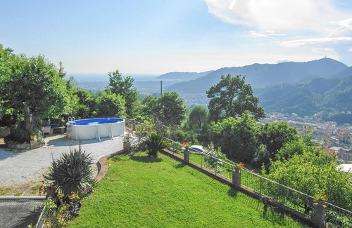 Carrara House | Stunning home in Codena
