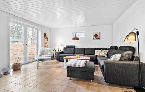 Grlev House | Stunning Home In Gørlev With Wifi