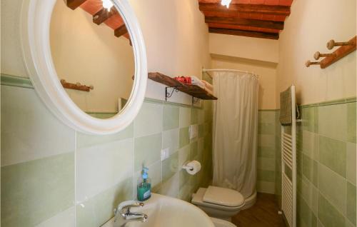 Seravezza House | Stunning Home In Giustagnana