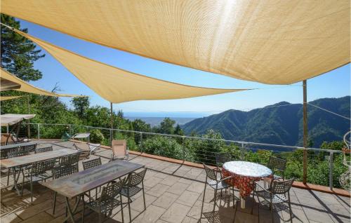 Seravezza House | Stunning Home In Giustagnana
