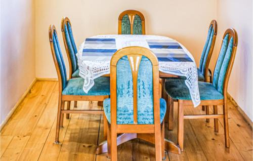 gmina Stezyca House | Stunning Home In Golubie With Wifi