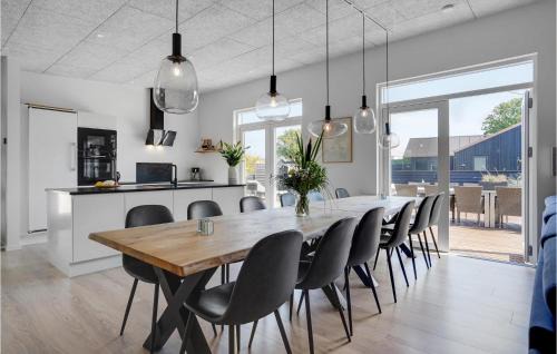 Fynshav House | Stunning Home In Haderslev With Sauna